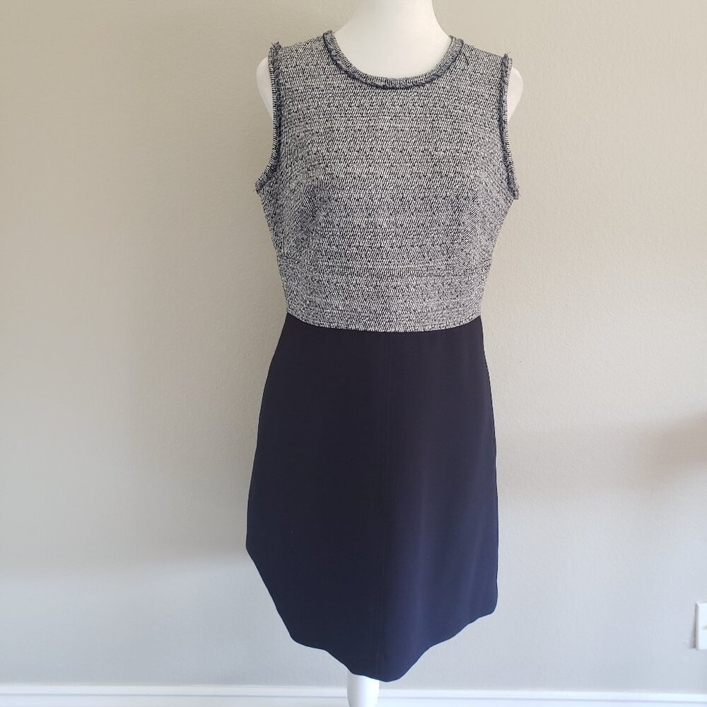 Ann Taylor Size 4 Tweed Knee Length Lined Dress Navy Blue Stretch Side Pockets